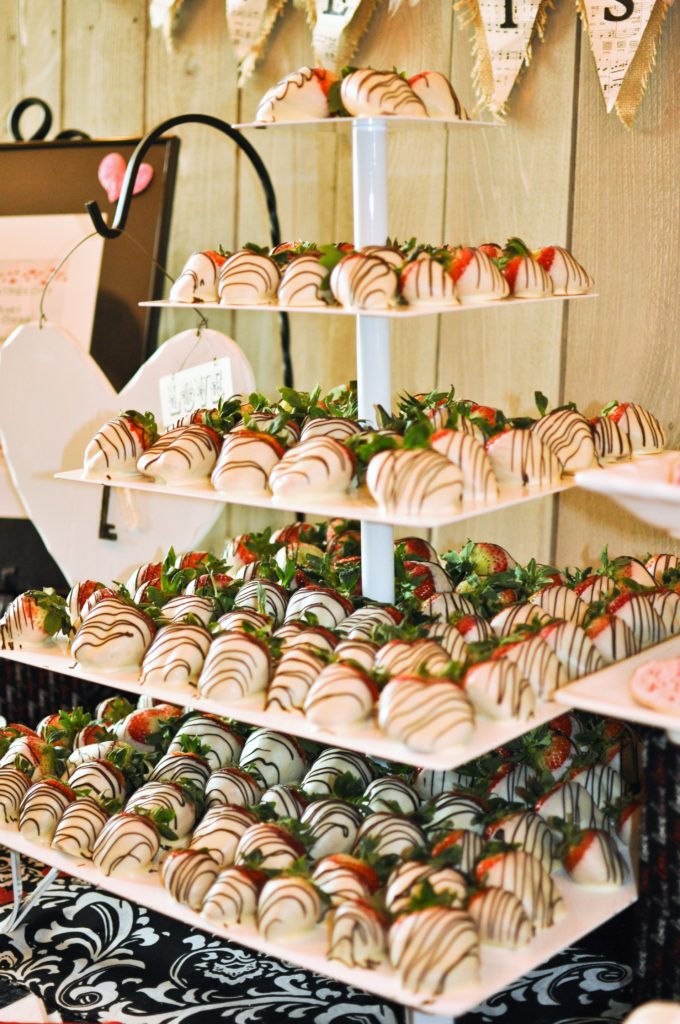 Twelve Baskets Catering Chocolate Dipped Strawberries 